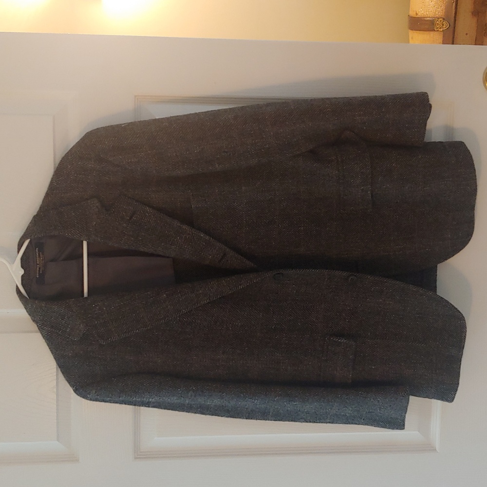 Men's 3-button Harris tweed sports coat